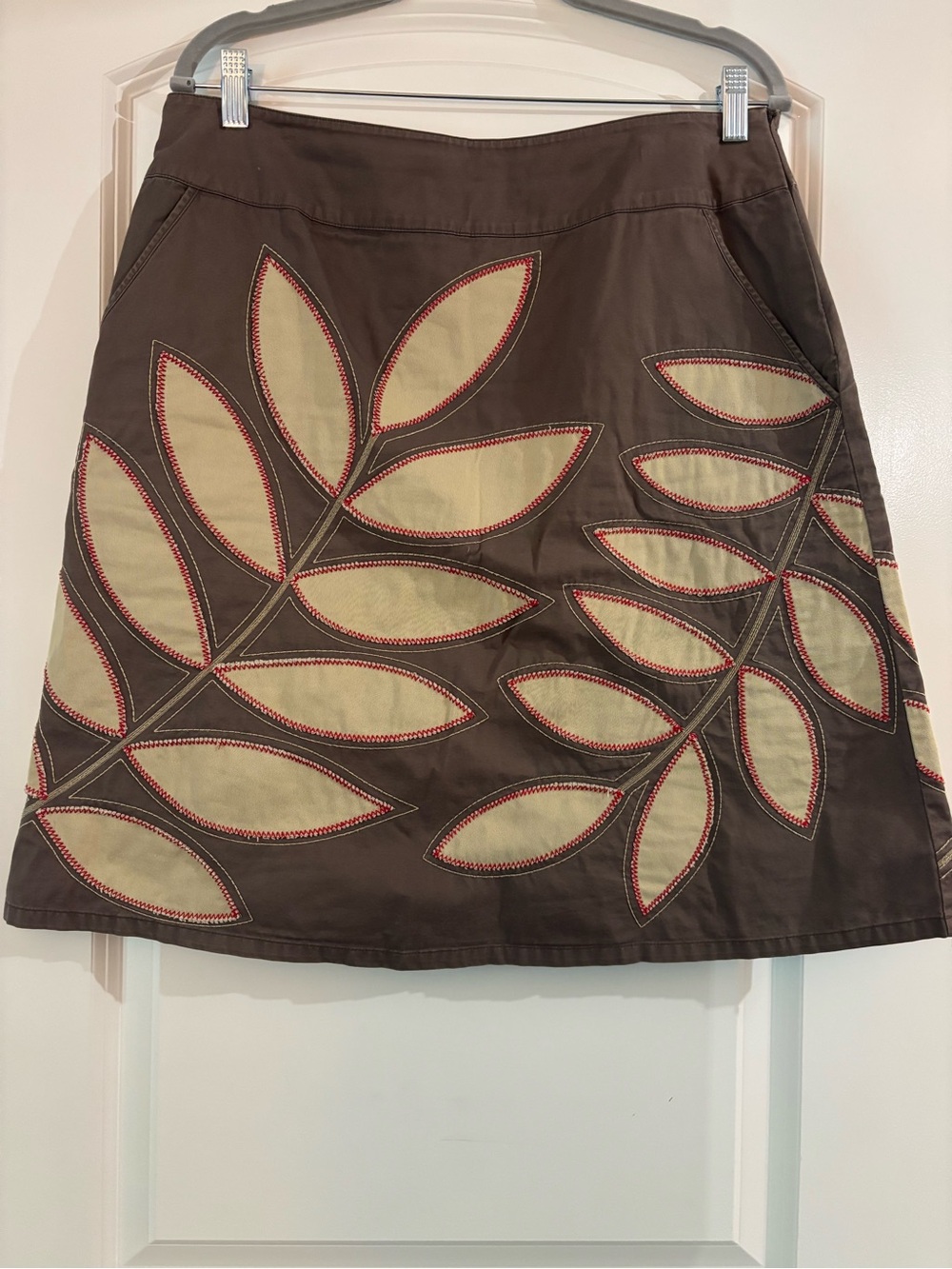 Boden Brown A-Line Skirt with Tan Leaf Appliqué
